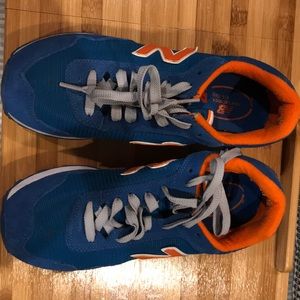New balance tennis shoes